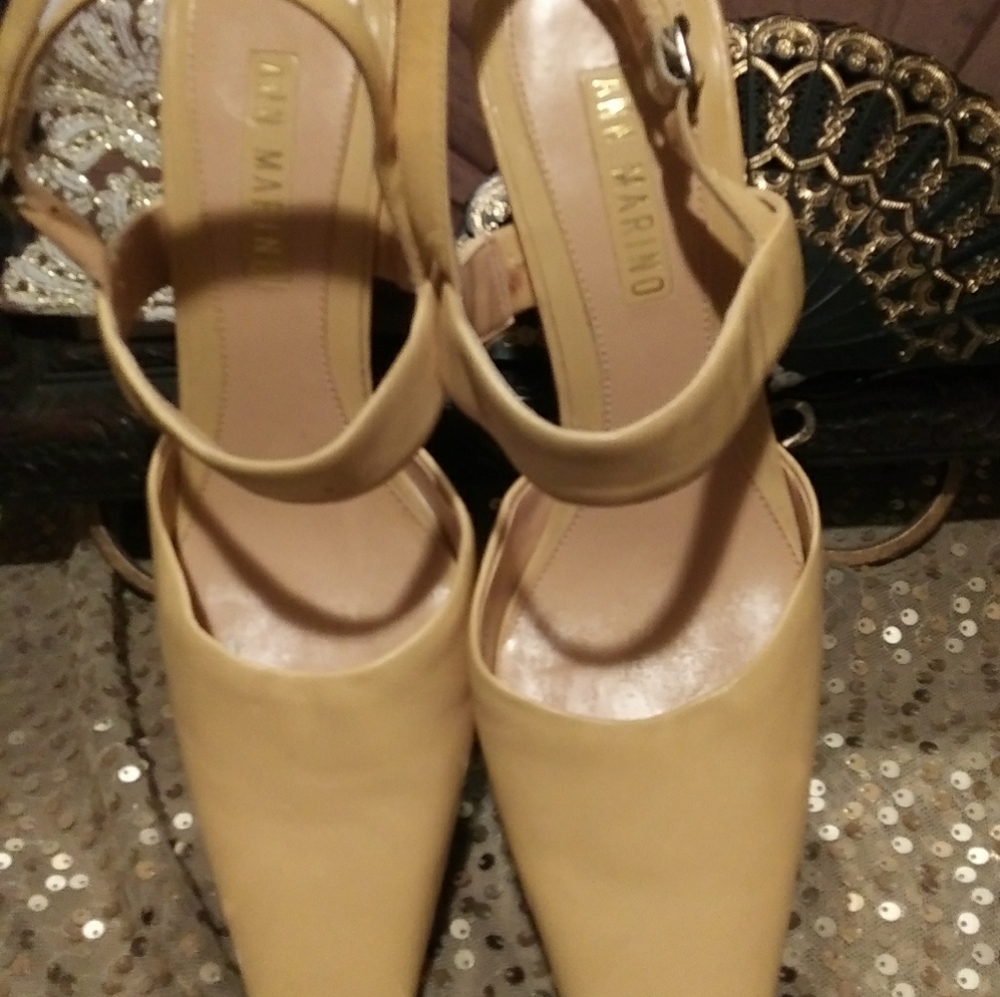 Ann Marino wedge shoes